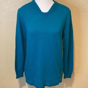 Hugo Boss Vintage Teal 100% Virgin Wool crewneck‎ sweater, Size Large